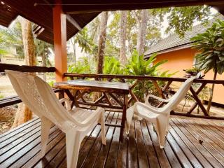 Paradise Palms - 6