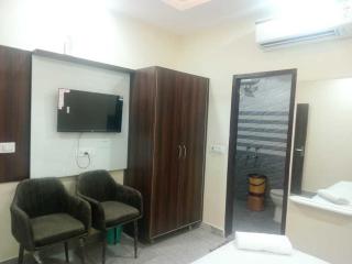 HoteL O J10 - Ludhiana - 2