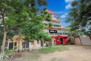 SPOT ON Hotel Dezire - Gurgaon - 3