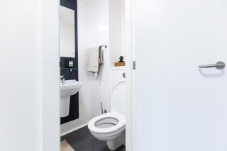 New Era Living - Private Rooms next to Bramall Lane - 4