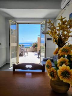 L'Oasi degli Dei - LOFT IN VILLA CON TERRAZZA E VISTA MARE 500 m from beach - Free parking and wifi - 8