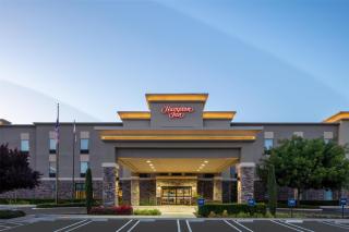 Hampton Inn by Hilton Turlock - 9