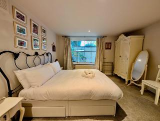 Charming Flat with Balcony in Prime Location - Londra - 1
