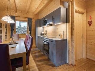 Chalets Almdorf Zillertal, Fügen - 1