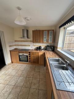 Restful 3-Bed Retreat Tilbury - Tilbury - 2