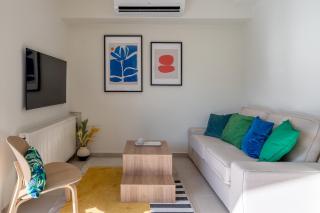 The Portside Getaway - 2BR, 2BA Duplex in Piraeus - Le Pirée - 9