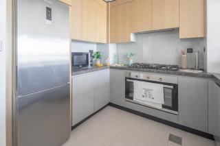 Frank Porter - Hyati Avenue - 4