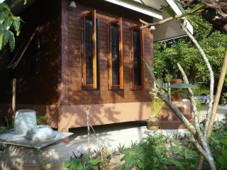 บ้านสวนบรรจงอักษร Bansuan Banjong Akkson - 8