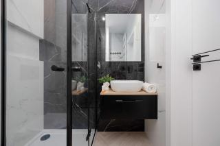 Grzybowska Stylish Apartment with Air Conditioning in Warsaw Wola by Noclegi Renters - Varsovie - 7