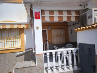Bungalow in Parque Las Naciones with Communal Pool - 4