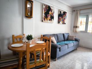 Bungalow in Parque Las Naciones with Communal Pool - 1
