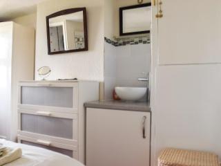 Cosy Cottage - 3