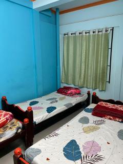 Ahar Hotel - - 4