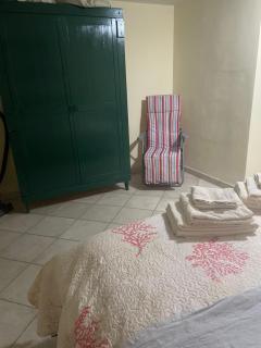 Basement apartment in holiday home - 4