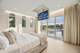 Luxury Villa with Pool, Cinema & Spa - Jumeirah Golf - 7