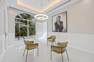 Luxury Villa with Pool, Cinema & Spa - Jumeirah Golf - 2