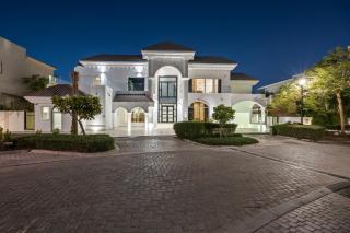 Luxury Villa with Pool, Cinema & Spa - Jumeirah Golf - 4