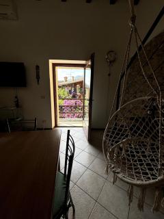 Mansarda con balcone nel cuore di Brenzone sul Garda - 2