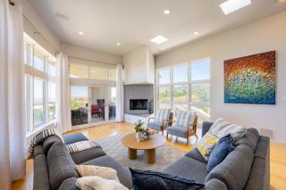 Luxury 4BR Retreat with Mountain views - Sandia Park - 9