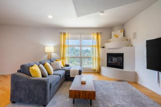 Luxury 4BR Retreat with Mountain views - Sandia Park - 7