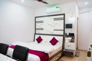 Hotel Asha - 1