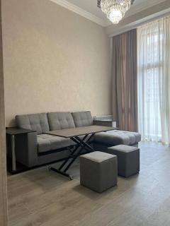 2 room apartment in Yerevan, Armenia, in a new building on Paruyr Sevak Street, 55 sq m high ceilings - Erevan - 0