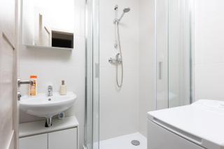 Apartment with 2 bedrooms with kitchen near metro - Praag - 8