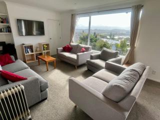 Pohutukawa Escape - Red Beach - 6