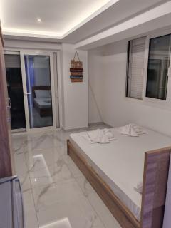 Premium Studio Family II - 2