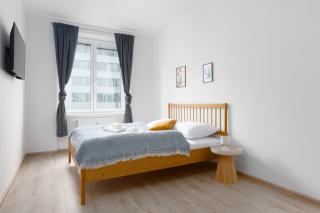 Apartment - 2 bedrooms, kitchen, close to metro - Prague - 2
