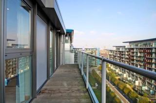 Battersea Power Station 2Bed 2Bath, Riverside Balcony Terrace, AC - Londra - 5