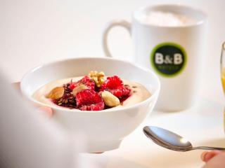 B&B HOTEL Düsseldorf-Mitte - Düsseldorf - 8