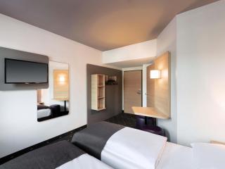 B&B HOTEL Düsseldorf-Mitte - Düsseldorf - 3