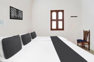 Hotel O SK Lodge - 1