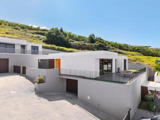 Dori's Modern Retreat by TMLC - Funchal - 9