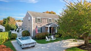 Modern Saltbox in Edgartown Village - Edgartown - 9