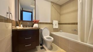 Guest Favorite - Calm and Classy 1BR on High Floor - Walk to Dubai Mall - 2