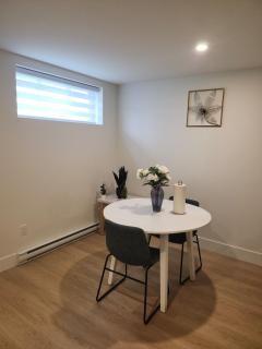 Zeemah Lodge - Moncton - 8