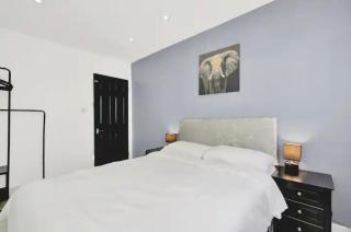 Spacious 1Bed Flat near Heathrow - New Bedfont - 2
