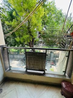 2BHK with Lift, Park Facing in Posh Area - 4