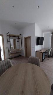 Hotel Petro - Vlora - 3