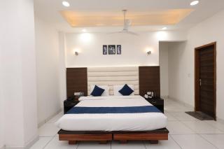 OASIS Hotel - Jāmb - 7