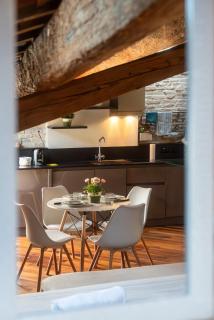 A Due Passi Dal Centro - 8