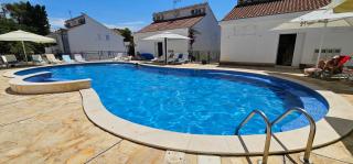 Beach front with Swimming Pool, Illyria Resort Apt 102 - Milna - 7