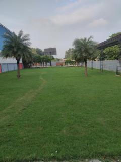 Hotel Manorama Lawn - 2