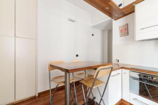 GuestHost - Sempione Bright Apartment Milano - 5