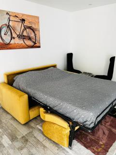 Grand studio tout équipé - 8