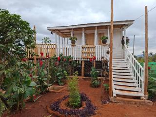 Elmadel Coffee Gardens Wooden One Bed Cottage - 7