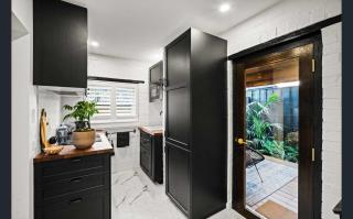 Luxe Apartment in West Hobart - - 4