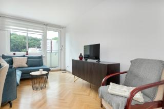 Modern Apartment with Smart TV & WiFi only 500 m from the Sea by Noclegi Renters - Gdynia - 2